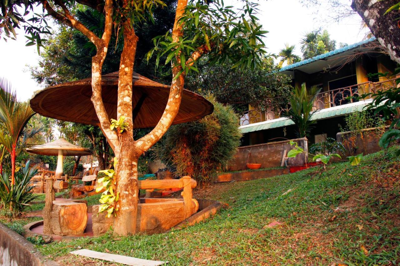 Elephant Pass Ayurveda & Yoga Retreat Malayāttūr Exterior foto